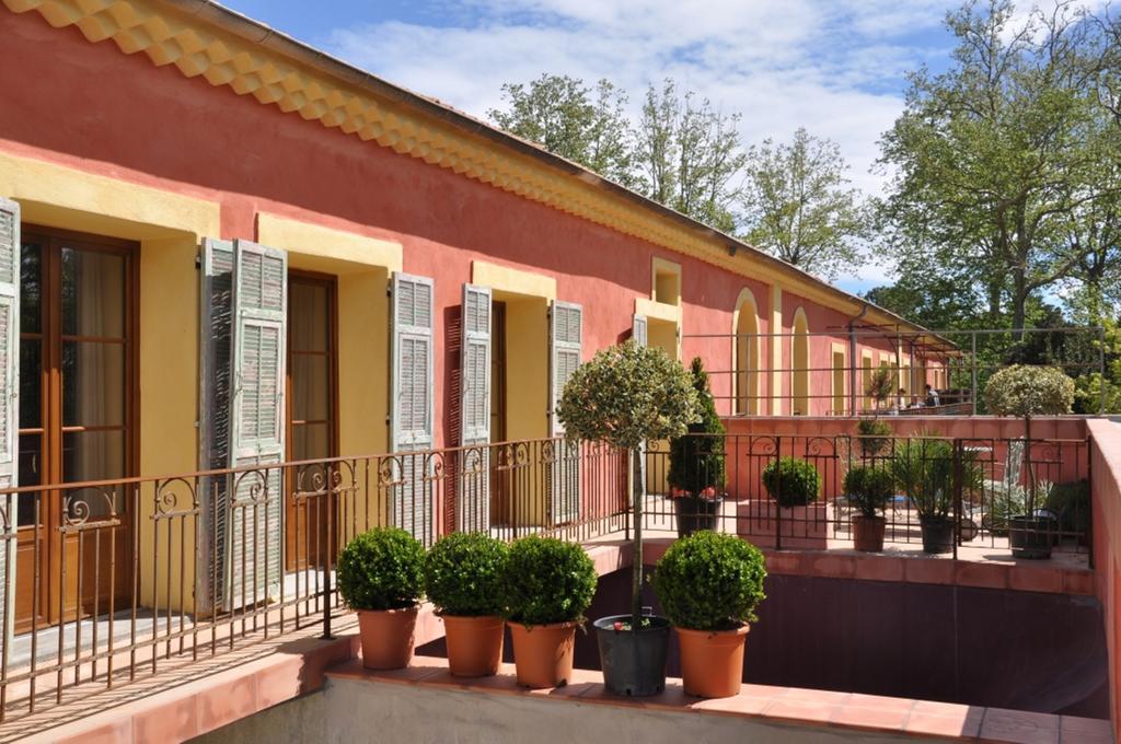 Vinauberge Poilhes Exterior foto